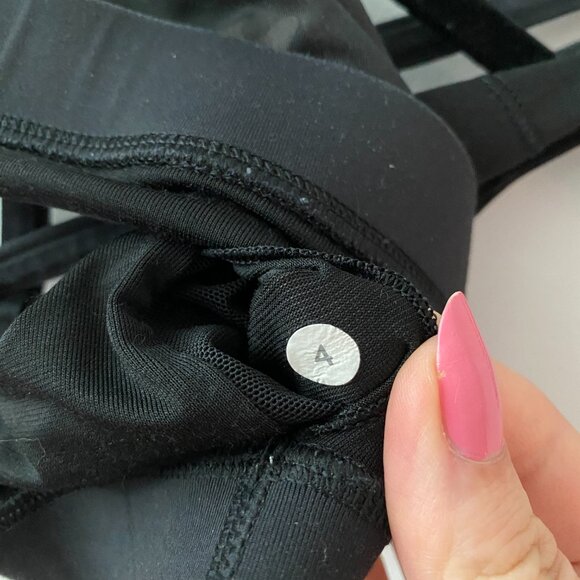 Lululemon Energy Bra Black Camo Size 4 - Picture 4 of 4